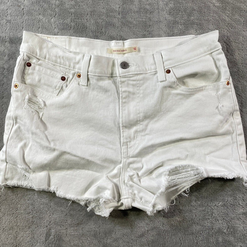 Levis Denim Jeans Womens 32 White High Rise Distressed Summer Beach Vacation Mom